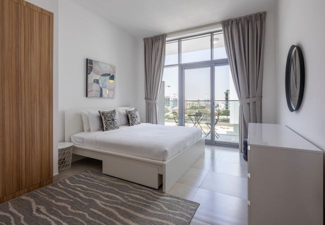 Ferienwohnung in Dubai - Geräumiges 1 Schlafzimmer | Poolblick | Angenehme Gegend