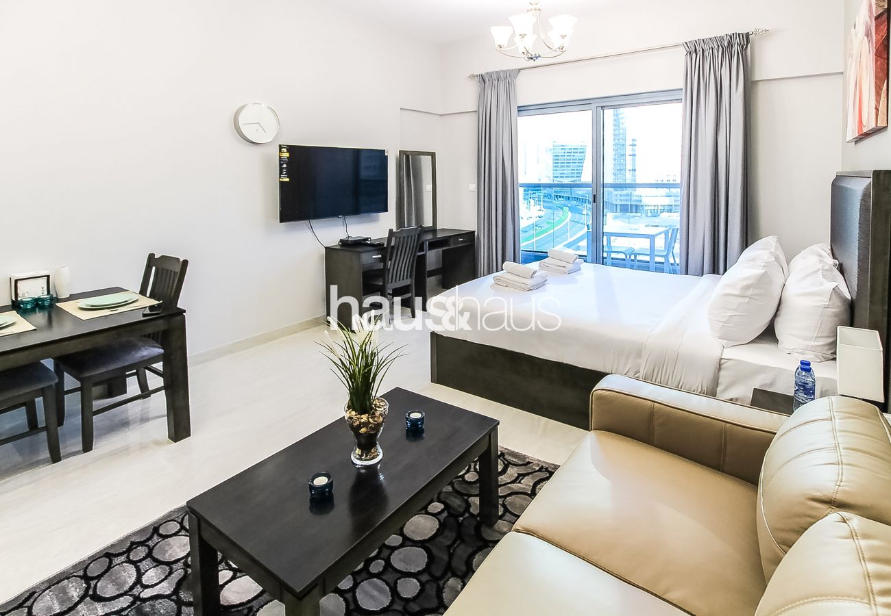 Studio in Dubai - Spacious Studio | Business Hub | Cozy