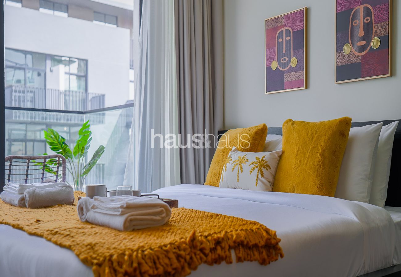 Studio in Dubai - Vibrant and Chic Studio | Accessible | Cosy