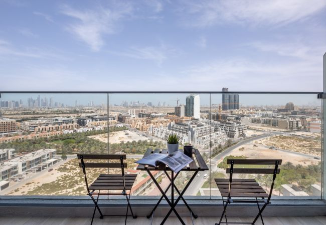 Studio in Dubai - Skyline-Ansicht | Atelier | Balkon