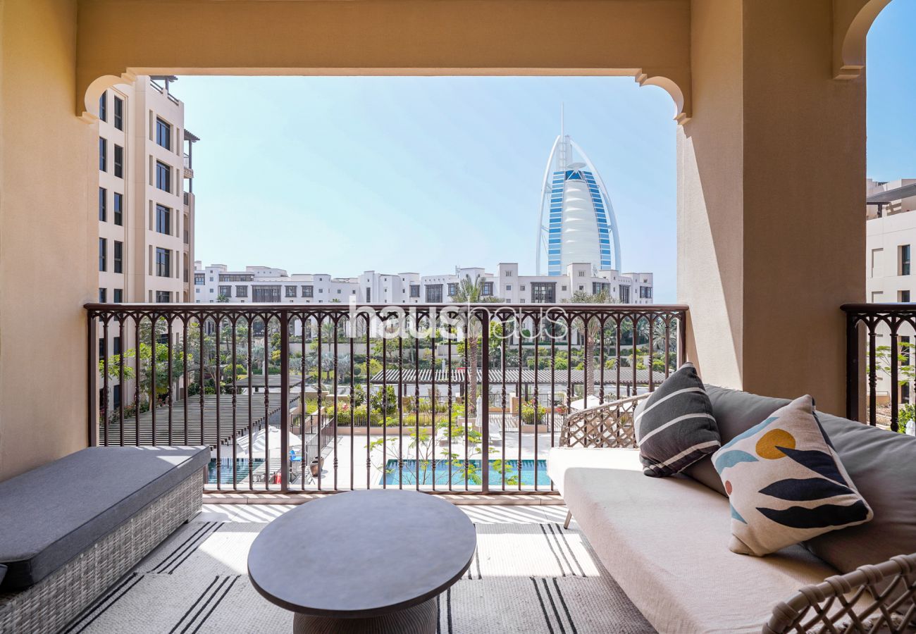 Ferienwohnung in Dubai - Blick auf das Burj Al Arab | Üppig | In der Nähe von Strand