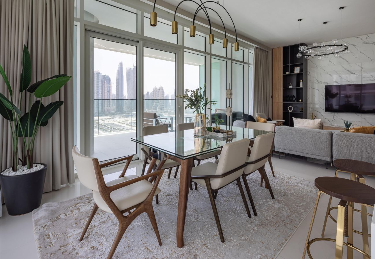 Ferienwohnung in Dubai - Direkt am Strand | Atemberaubend | Luxuriös