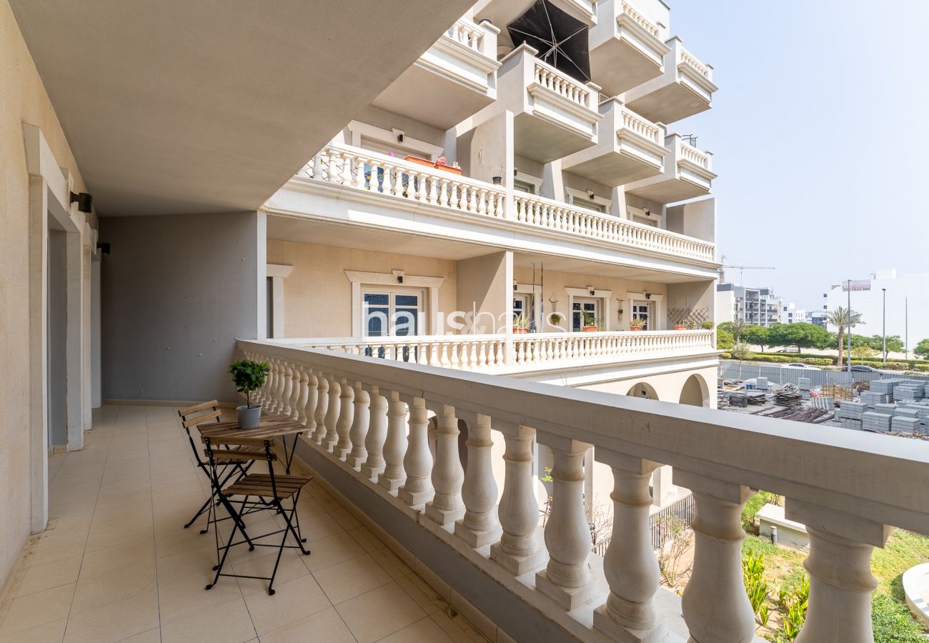 Ferienwohnung in Dubai - Garden View | Vibrant 2BR | Spacious