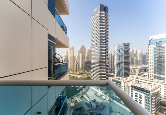 Ferienwohnung in Dubai - Gemütlich | Zwei Balkone | Studierzimmer