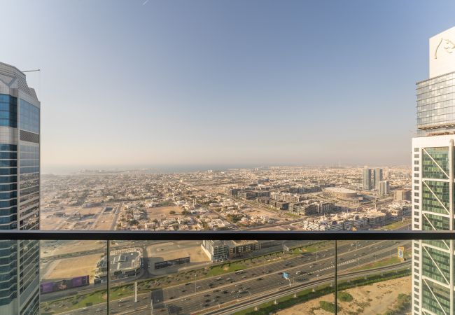 Ferienwohnung in Dubai - Meerblick | In der Nähe der U-Bahn | Neu eingerichtet