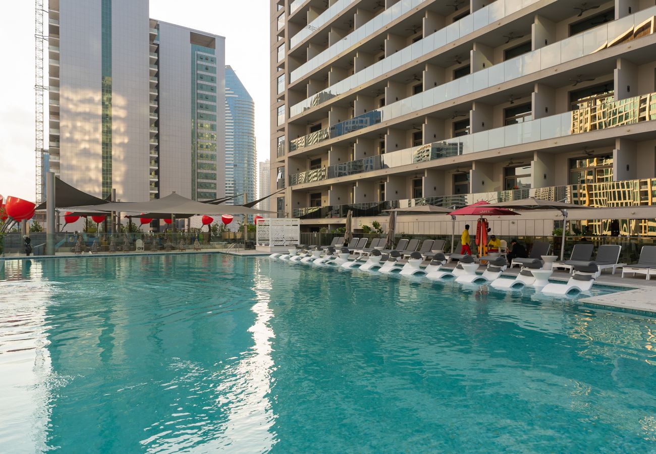 Studio in Dubai - Studio | Canal View | Top facilities