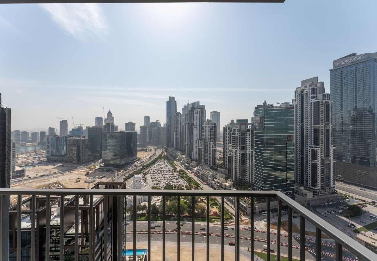 Ferienwohnung in Dubai - Luxus| Riesiger Balkon | Anspruchsvoll