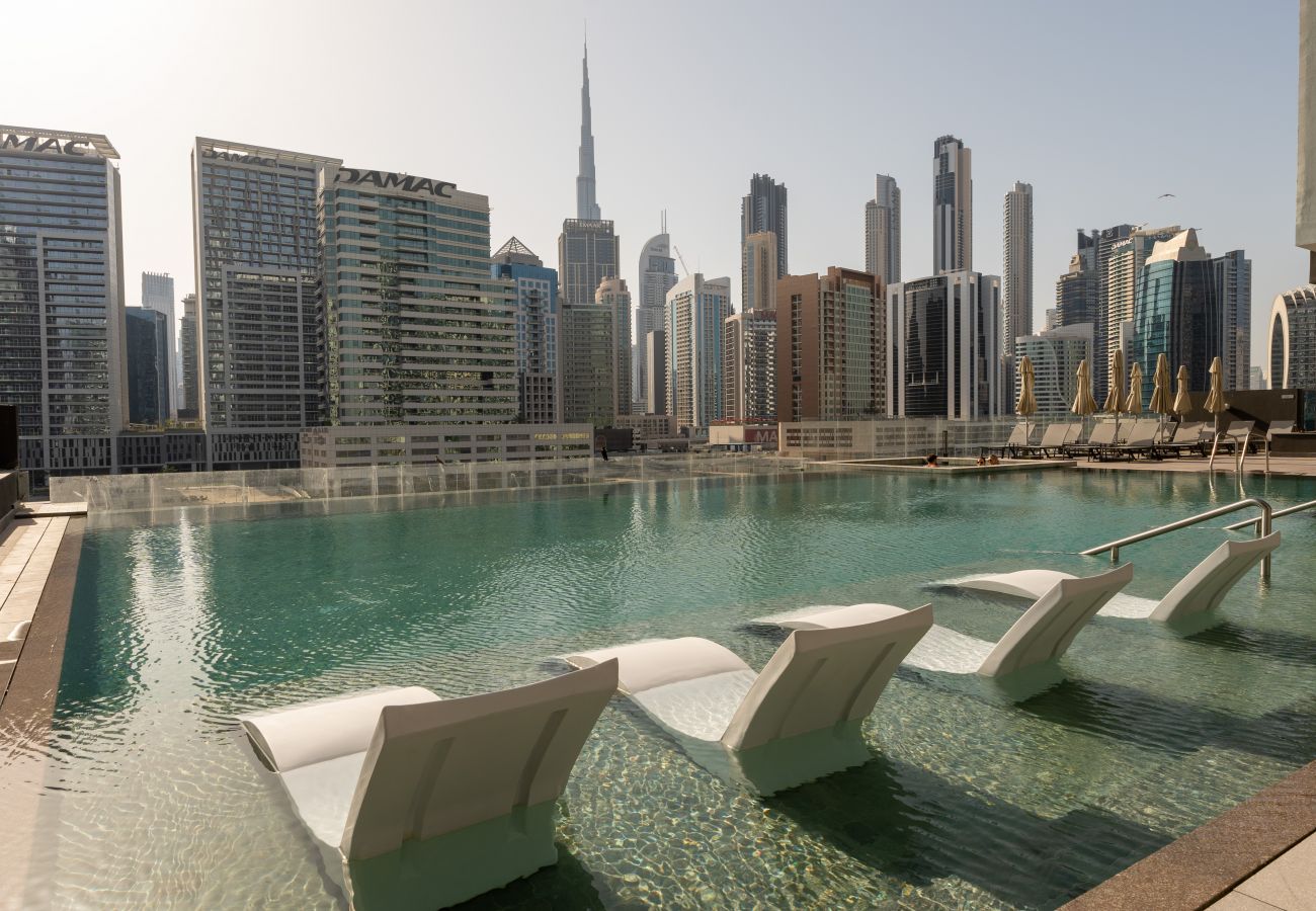 Ferienwohnung in Dubai - Atemberaubender Blick auf den Kanal und den Burj Khalifa | Erstaunliche Annehmlichkeiten