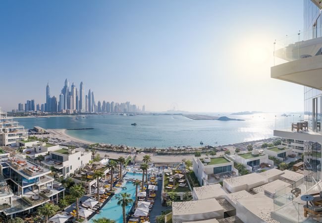 Ferienwohnung in Dubai - Blick auf die Skyline des Burj Al Arab | Riesiger Balkon | Luxuriös