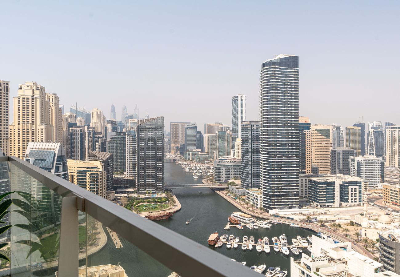 Ferienwohnung in Dubai - High-Floor | Great Amenities | Lovely Marina View