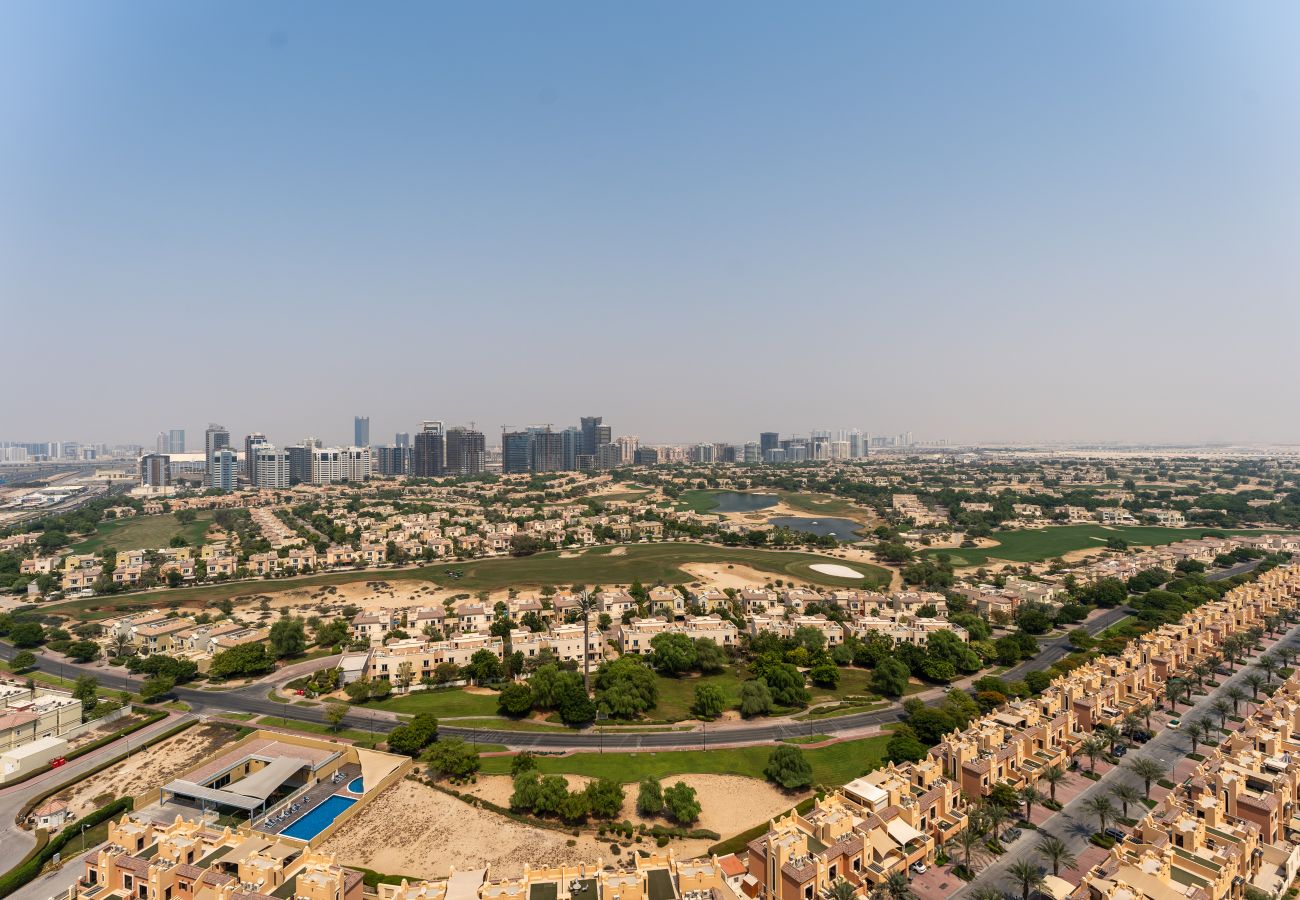 Studio in Dubai - Tolle Aussicht auf den Golfplatz | Geräumiges Studio | Gemütlich