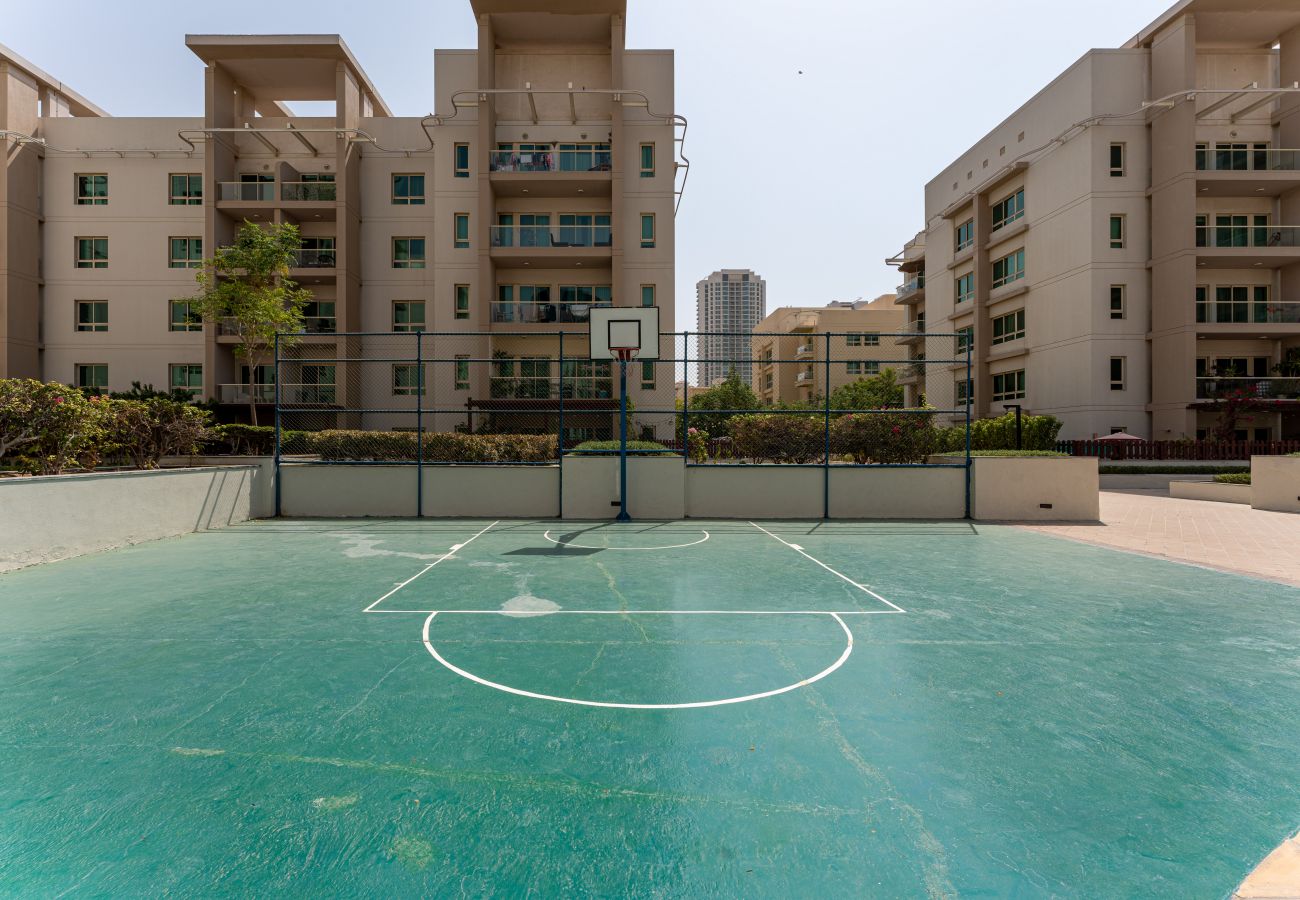 Ferienwohnung in Dubai - Fully Upgraded | Tranquil 1 BR | Open Greenspace