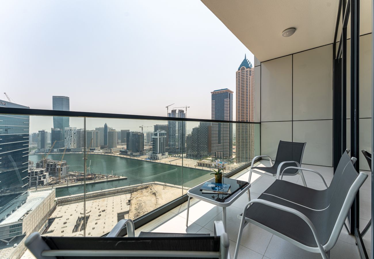 Ferienwohnung in Dubai - Nice Dubai Canal & Burj Khalifa View | Exquisite