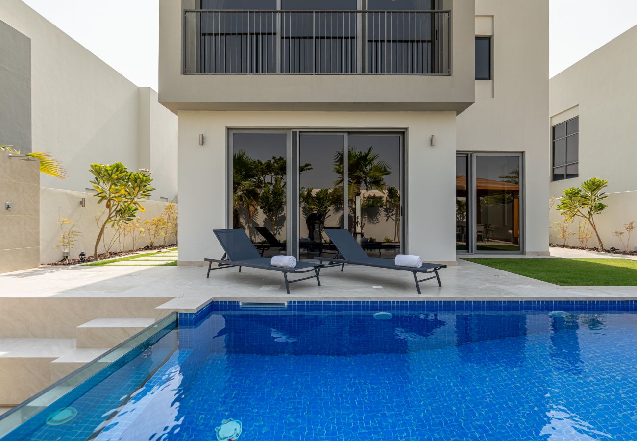 Villa in Dubai - Privater Pool | Luxuriöse Villa | Aktualisiert