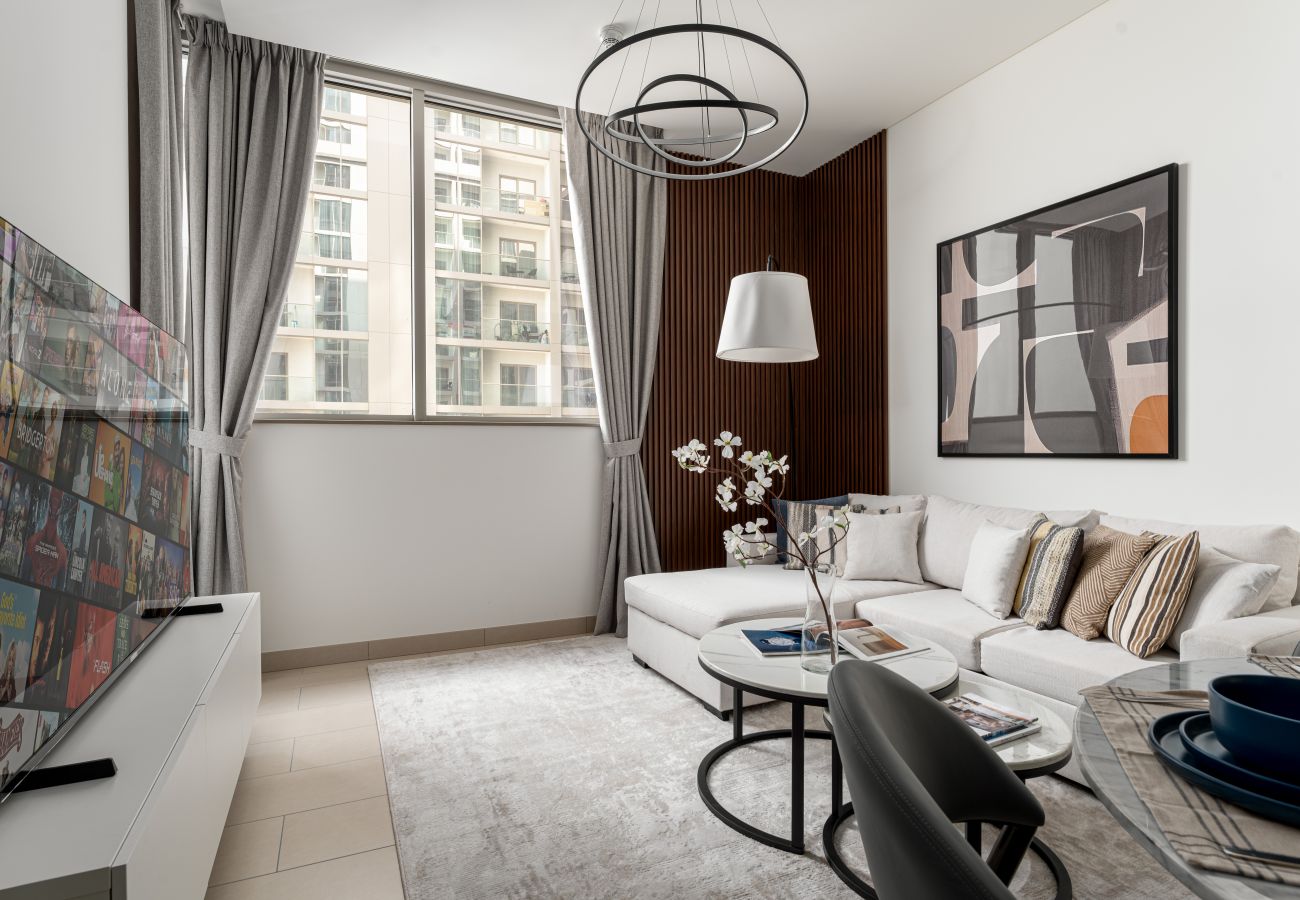 Ferienwohnung in Dubai - Elegant eingerichtet | Blick auf den Bach | Modern