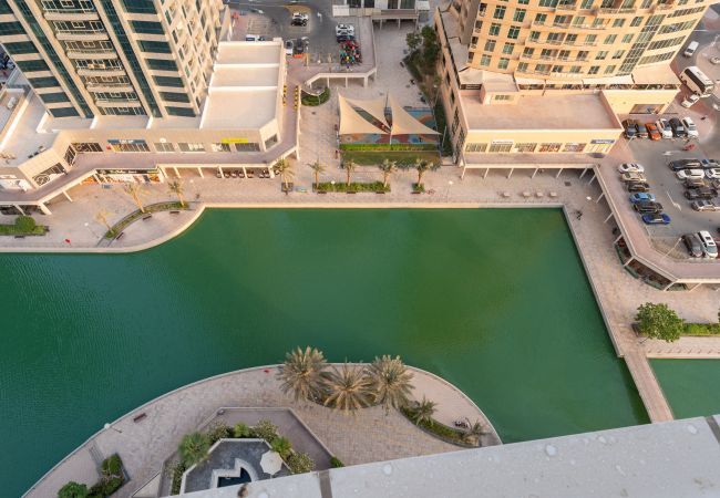 Ferienwohnung in Dubai - Luxuriöse 3BR | Privater Whirlpool | Bedienstetenkammer