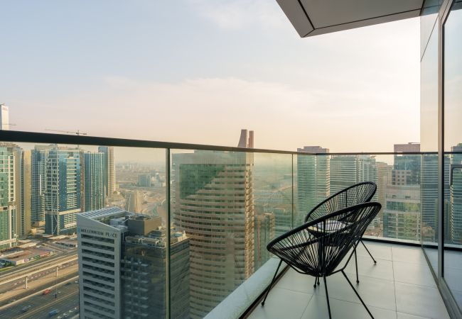 Ferienwohnung in Dubai - Luxuriöse 2 Schlafzimmer | Yachtclub | Lebhafte Marina