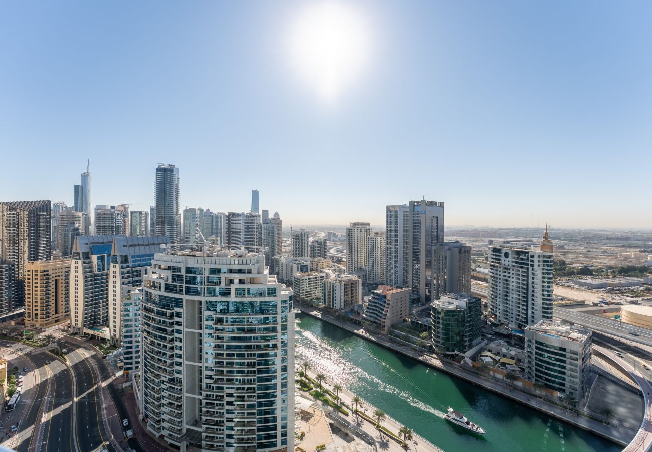 Ferienwohnung in Dubai - Zugang zum Strand | Tolle Einrichtungen | 3 Schlafplätze