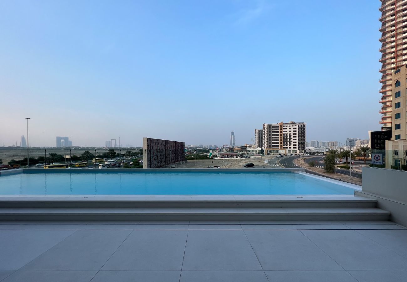 Ferienwohnung in Dubai - Faszinierende Skyline-Ansichten | Geschmackvoll eingerichtet