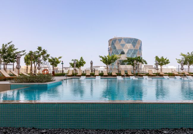 Ferienwohnung in Dubai - Herrliche Aussicht auf die Gemeinschaft und die Skyline | Schickes 1BR