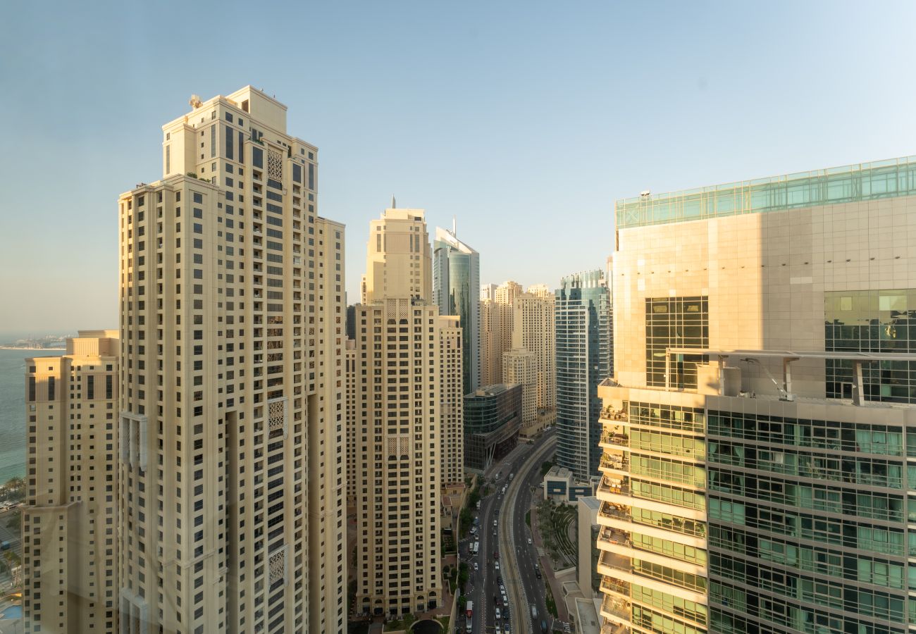 Ferienwohnung in Dubai - Uferpromenade | Schöne Aussicht auf den Jachthafen | Beschwingt