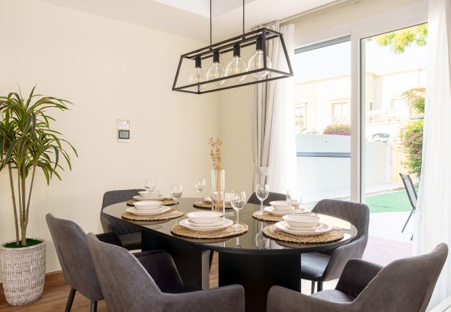 Villa in Dubai - Am besten für Familien | Tolle Nachbarschaft | 3BR