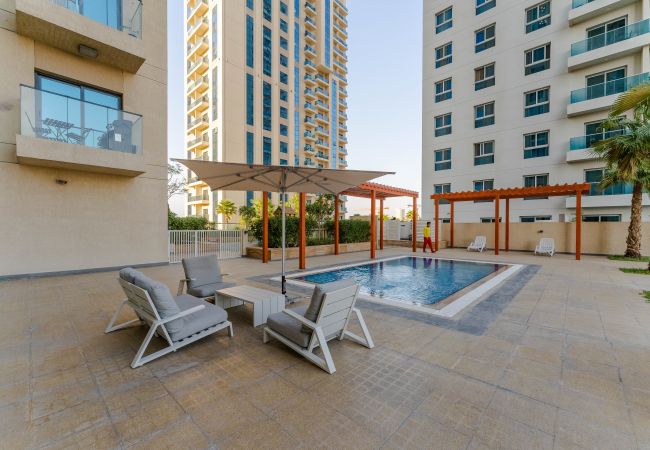 Ferienwohnung in Dubai - Wunderschöne Community-Ansicht | Schön eingerichtet