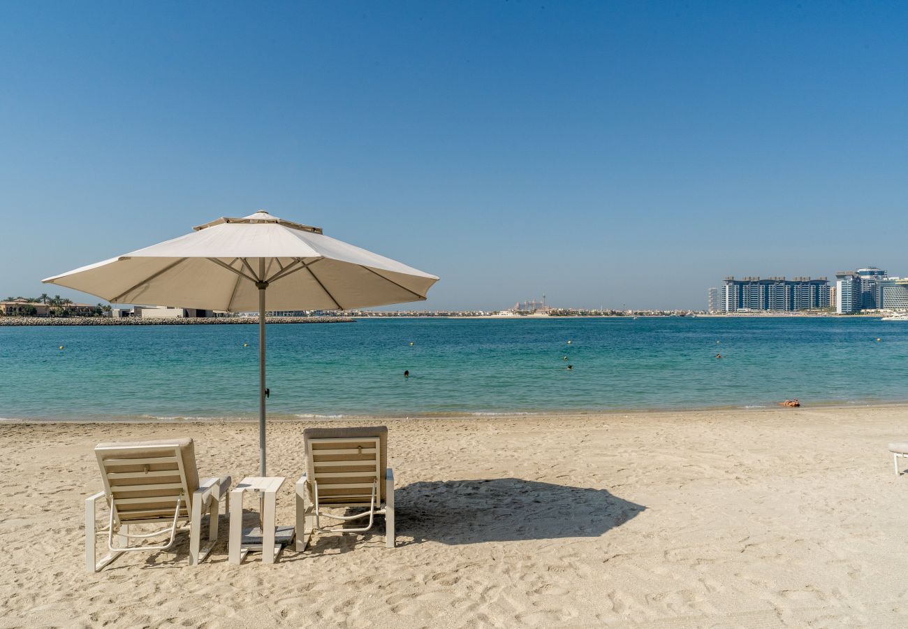 Ferienwohnung in Dubai - Strandfront | Atemberaubender Meerblick | Deluxe