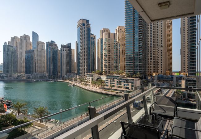 Ferienwohnung in Dubai - Neu möbliert | Blick auf den Jachthafen | Deluxe 2BR