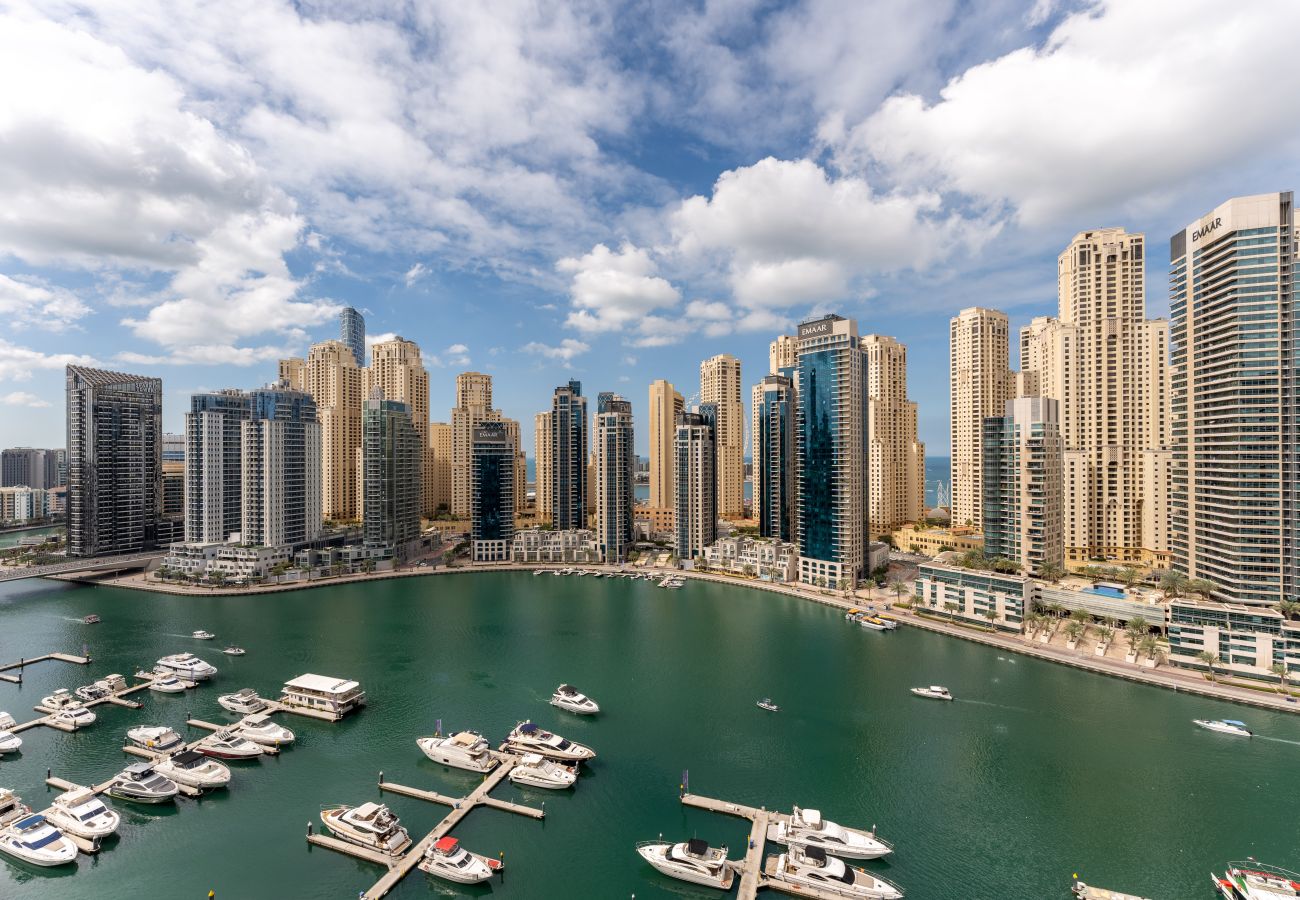 Ferienwohnung in Dubai - Stunning Marina View | Newly Furnished | High Floor