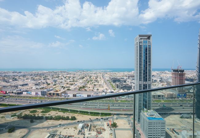 Ferienwohnung in Dubai - In der Nähe von Burj Khalifa | Riesig | Schöne Annehmlichkeiten