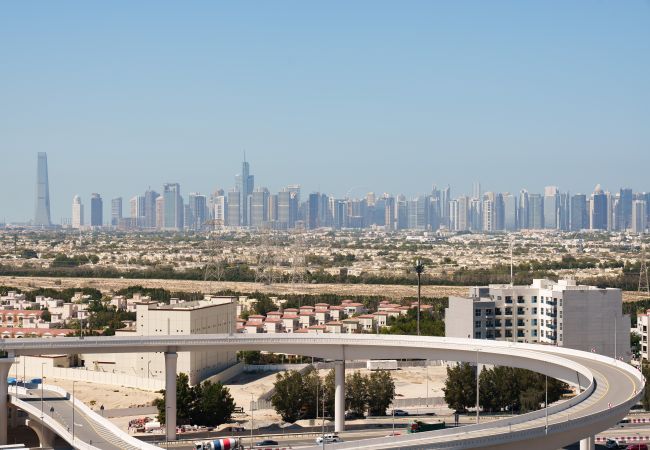 Ferienwohnung in Dubai - Nice Pool & City Views | Great Amenities | Chic