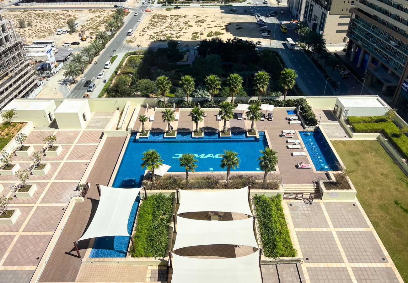 Ferienwohnung in Dubai - Nice Pool & City Views | Great Amenities | Chic