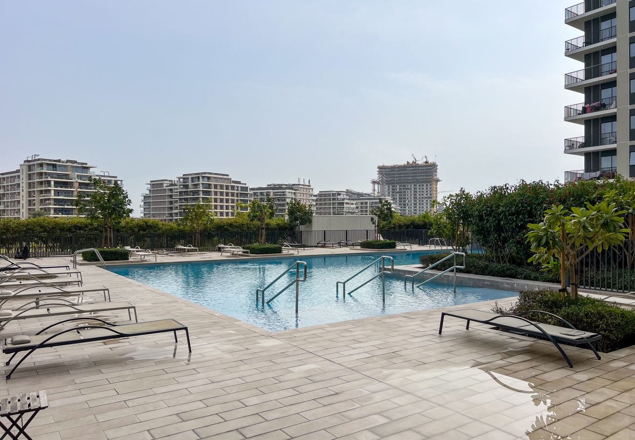 Ferienwohnung in Dubai - Spacious 2BR | Nice Facilities | Terrace