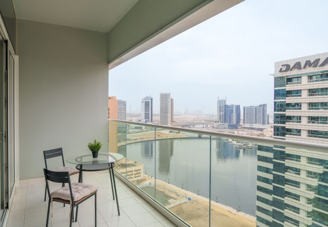 Ferienwohnung in Dubai - Blick auf den Kanal | Gut gelegen | In der Nähe der Innenstadt