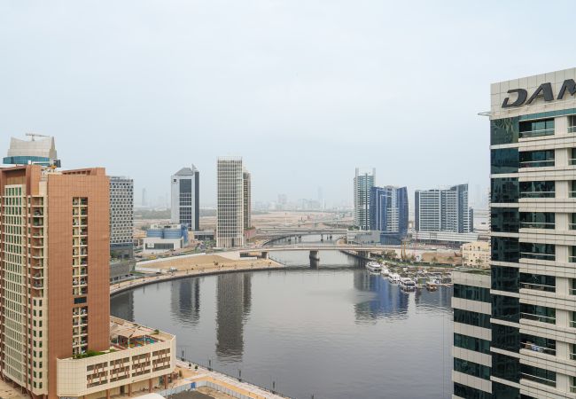 Ferienwohnung in Dubai - Blick auf den Kanal | Gut gelegen | In der Nähe der Innenstadt