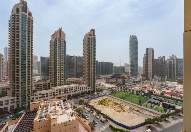 Ferienwohnung in Dubai - Minuten zum Burj Khalifa | Tolle Einrichtungen | Zentral