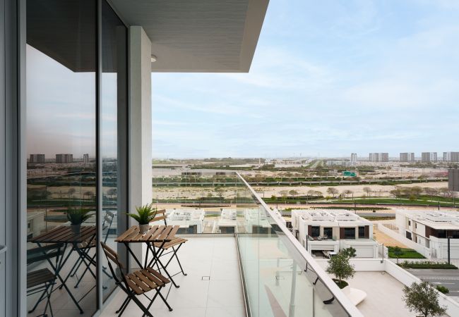 Ferienwohnung in Dubai - Blick auf die Lagune und die Skyline der Stadt | Neu möbliert