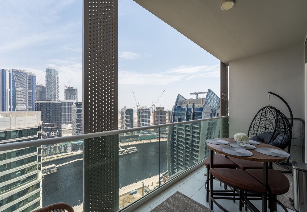 Ferienwohnung in Dubai - Charming Dubai Canal View | High Floor | Deluxe