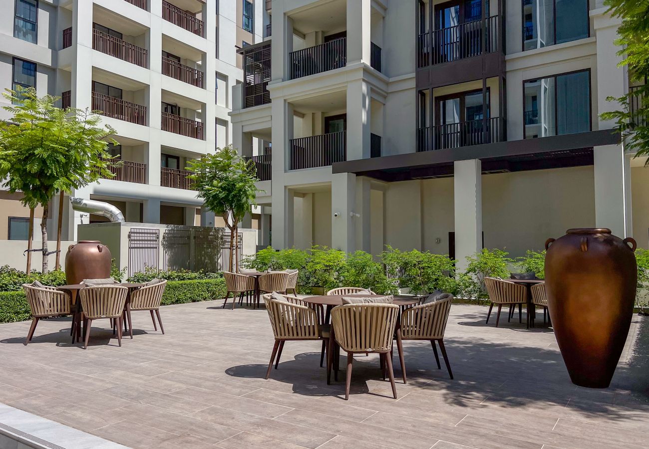 Ferienwohnung in Dubai - Chic 1 BR | Beach Access | Spacious Terrace