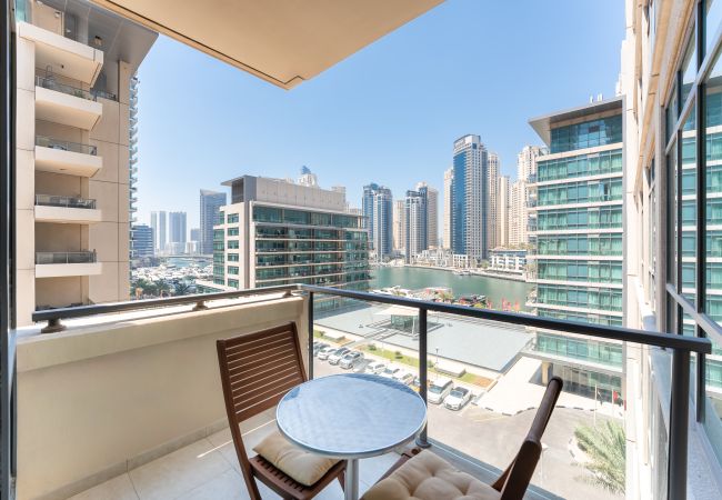 Ferienwohnung in Dubai - Schöne Aussicht auf den Jachthafen | Arbeitszimmer | 3 Schlafplätze