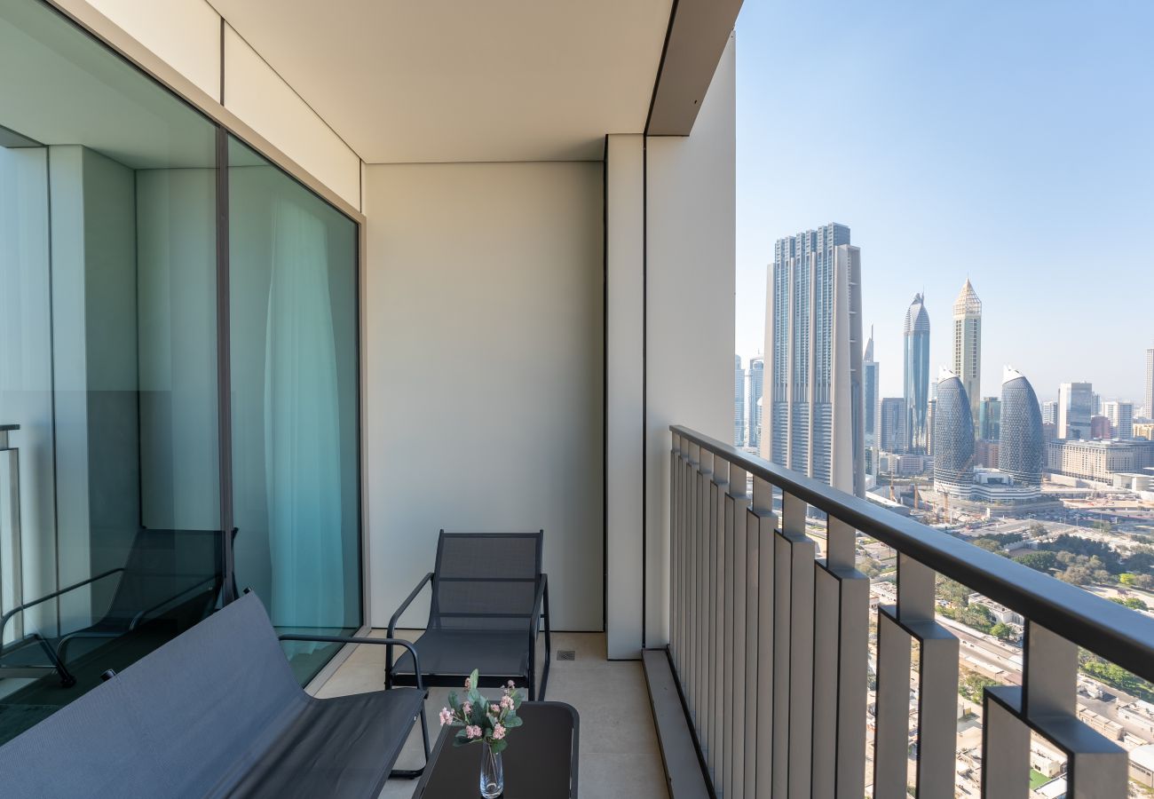 Ferienwohnung in Dubai - Exquisitely Furnished | Panoramic Skyline Views 