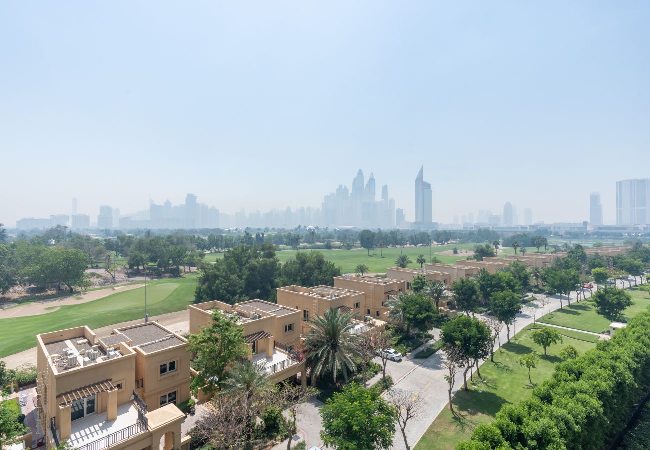 Ferienwohnung in Dubai - Alluring Golf Course View | Excellent 1BR 