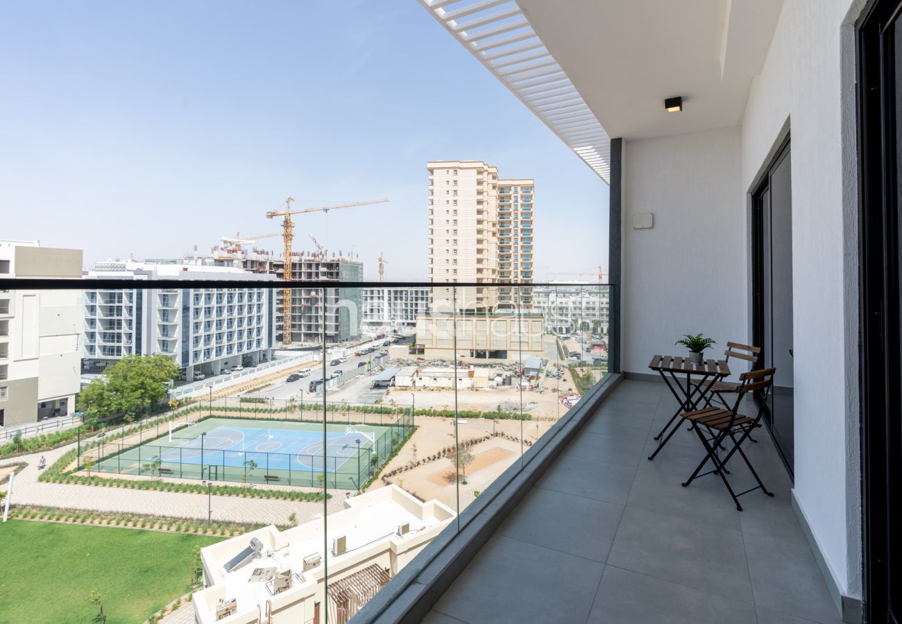 Ferienwohnung in Dubai - Charming Amenities View | Tranquil Neighbourhood