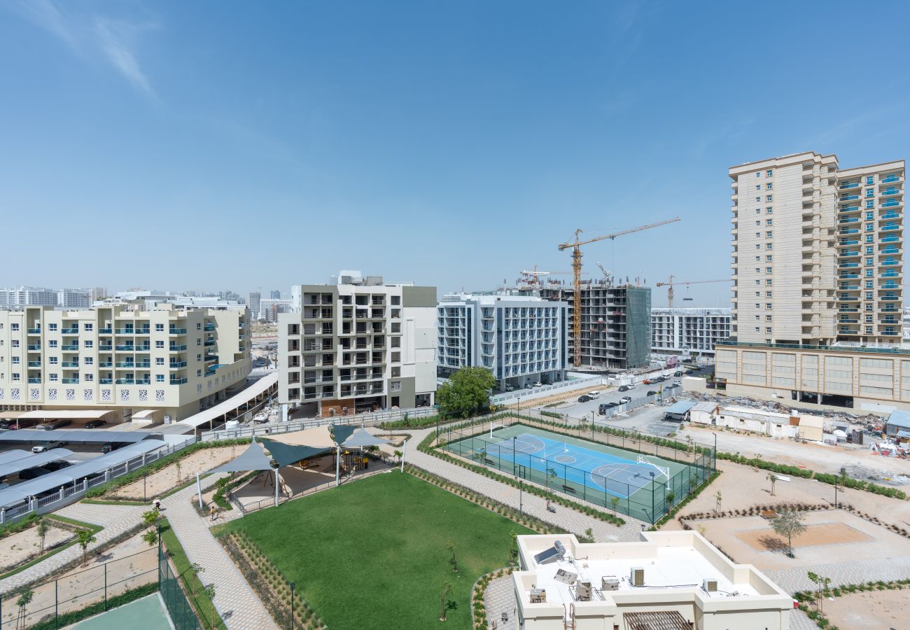 Ferienwohnung in Dubai - Charming Amenities View | Tranquil Neighbourhood