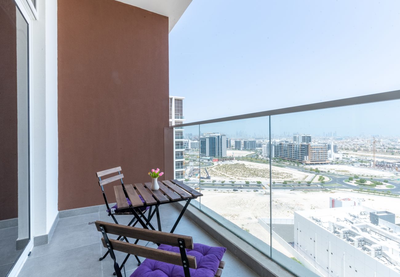 Studio in Dubai - Excellent Amenities | Skyline Views | Chic