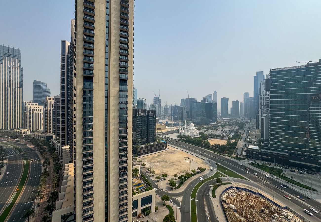 Ferienwohnung in Dubai - Sophisticated 2BR | Central | Near Burj Khalifa