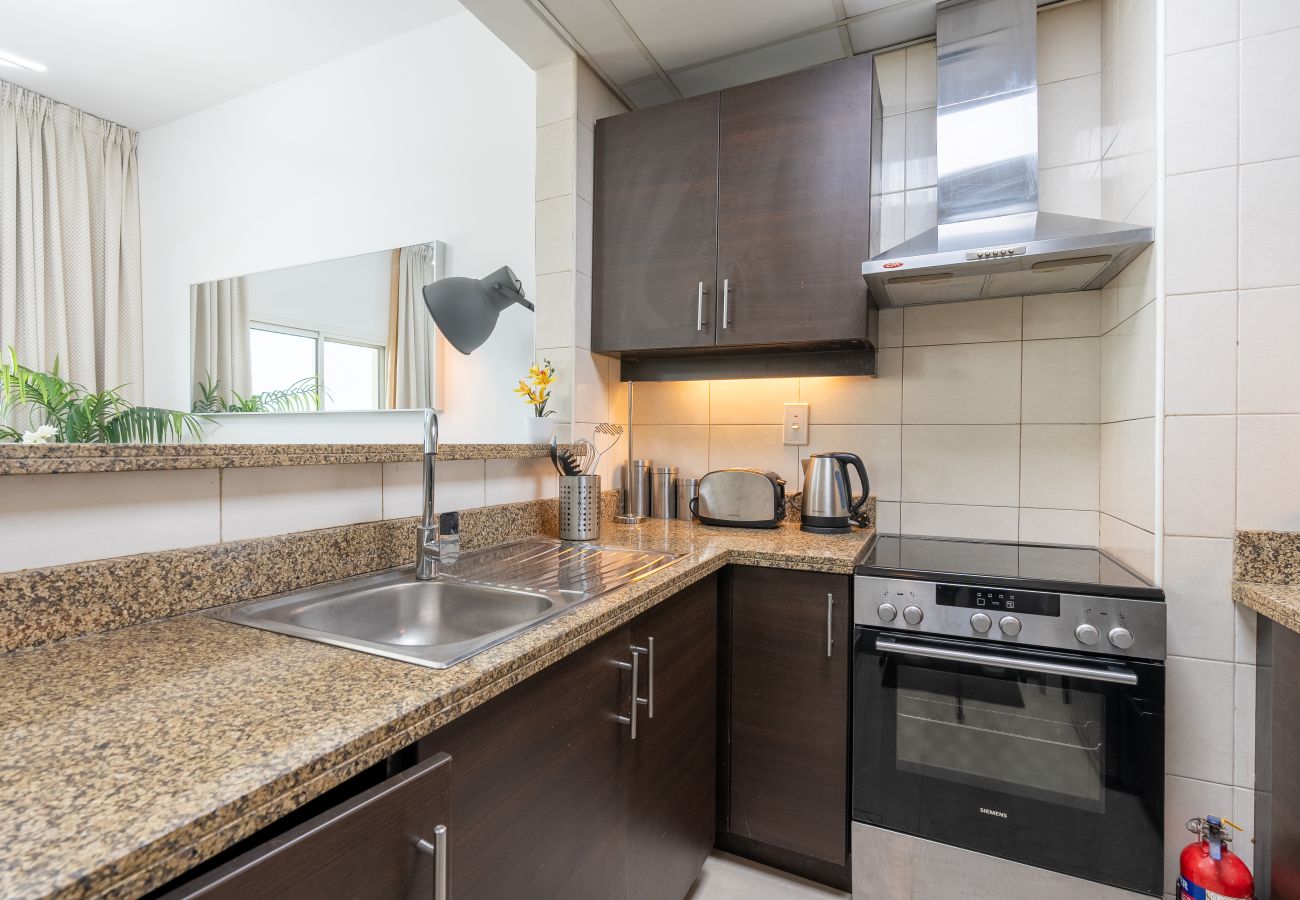 Ferienwohnung in Dubai - Great City View | Near Shopping Mall & Bus Stop