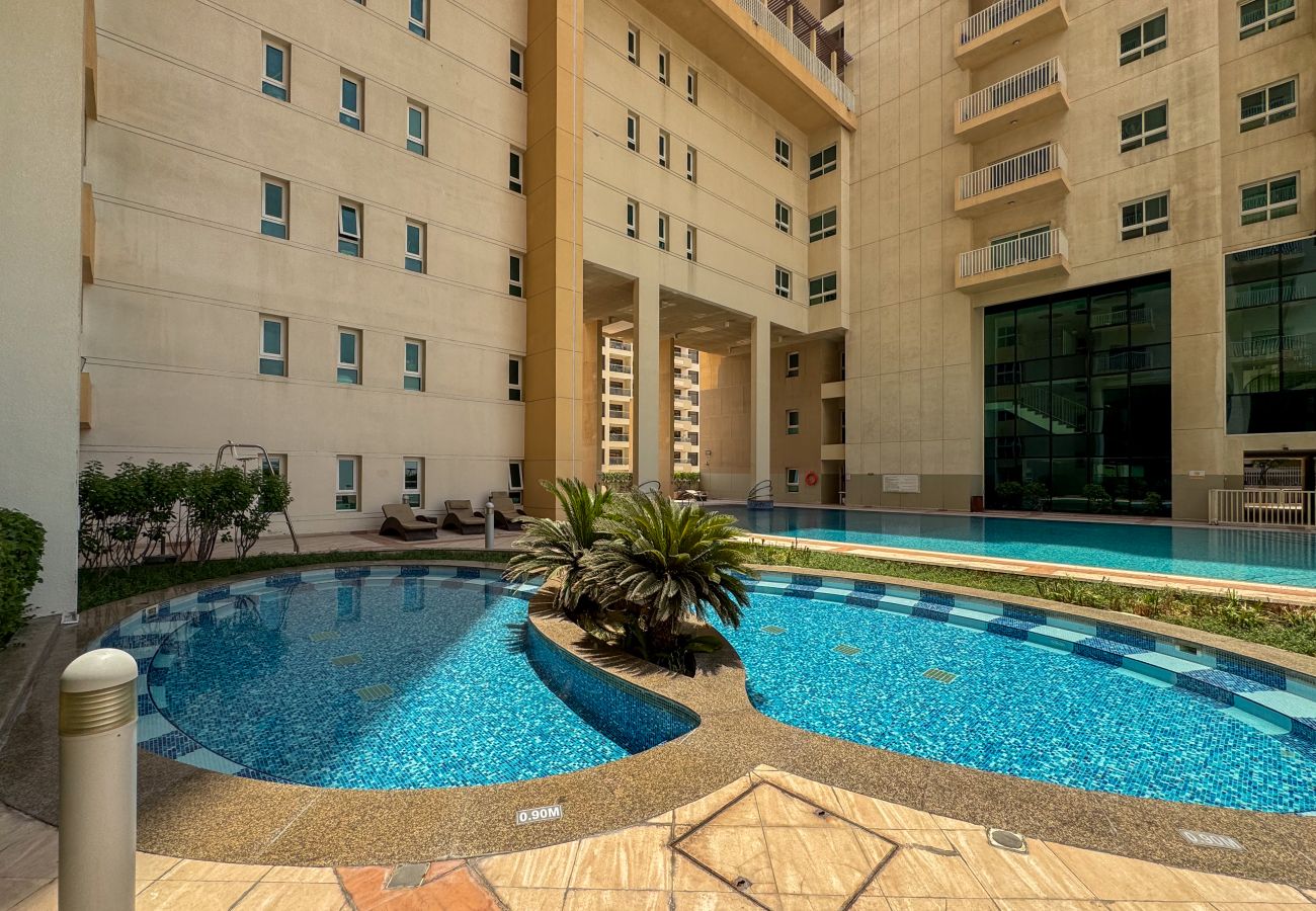 Ferienwohnung in Dubai - Great City View | Near Shopping Mall & Bus Stop