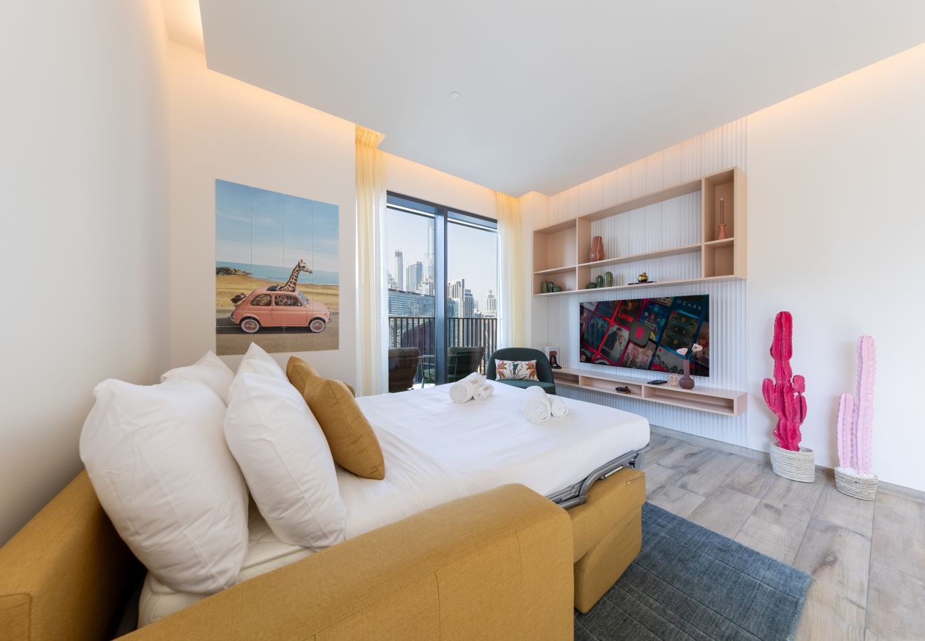 Ferienwohnung in Dubai - Burj Khalifa View | Chic Interiors | Sleeps 4